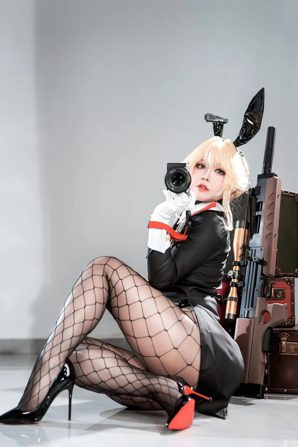 半半子_No_094_エージェントバニー_9P_8MB